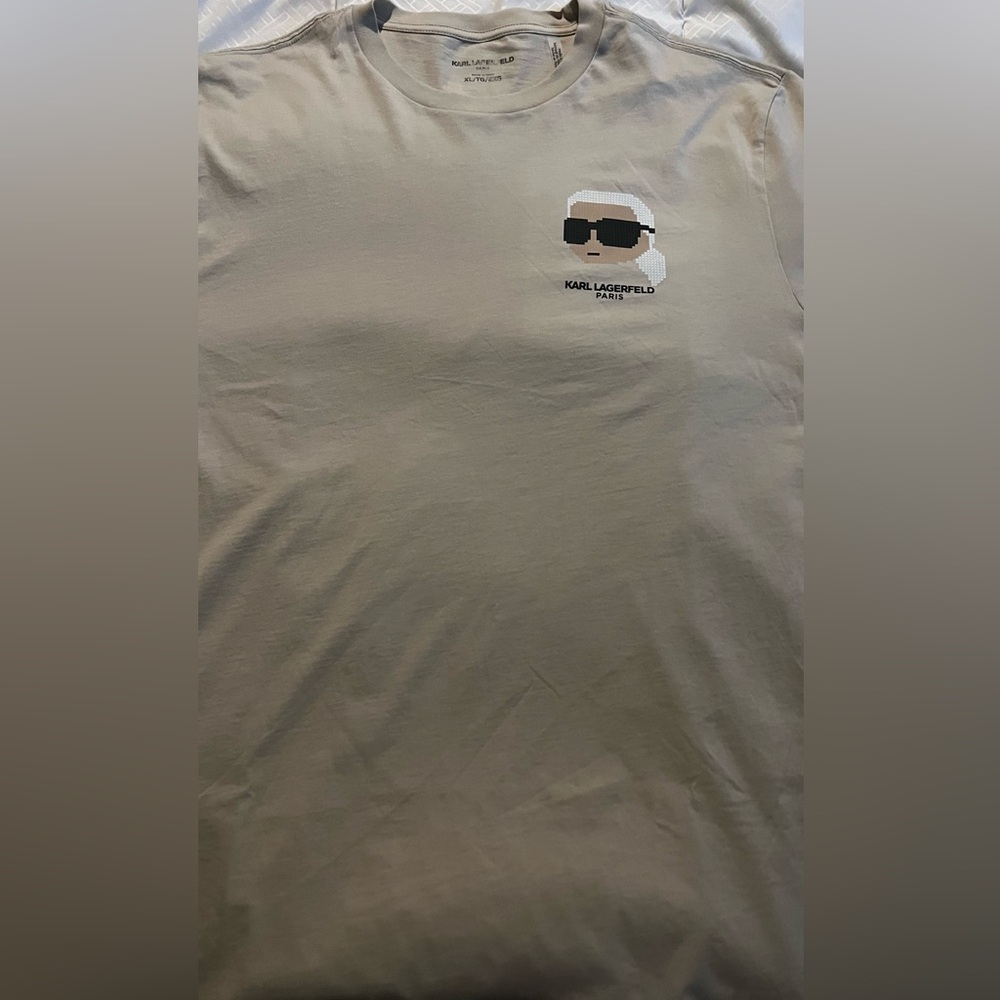 Karl Lagerfeld Men's Beige Graphic Tee
